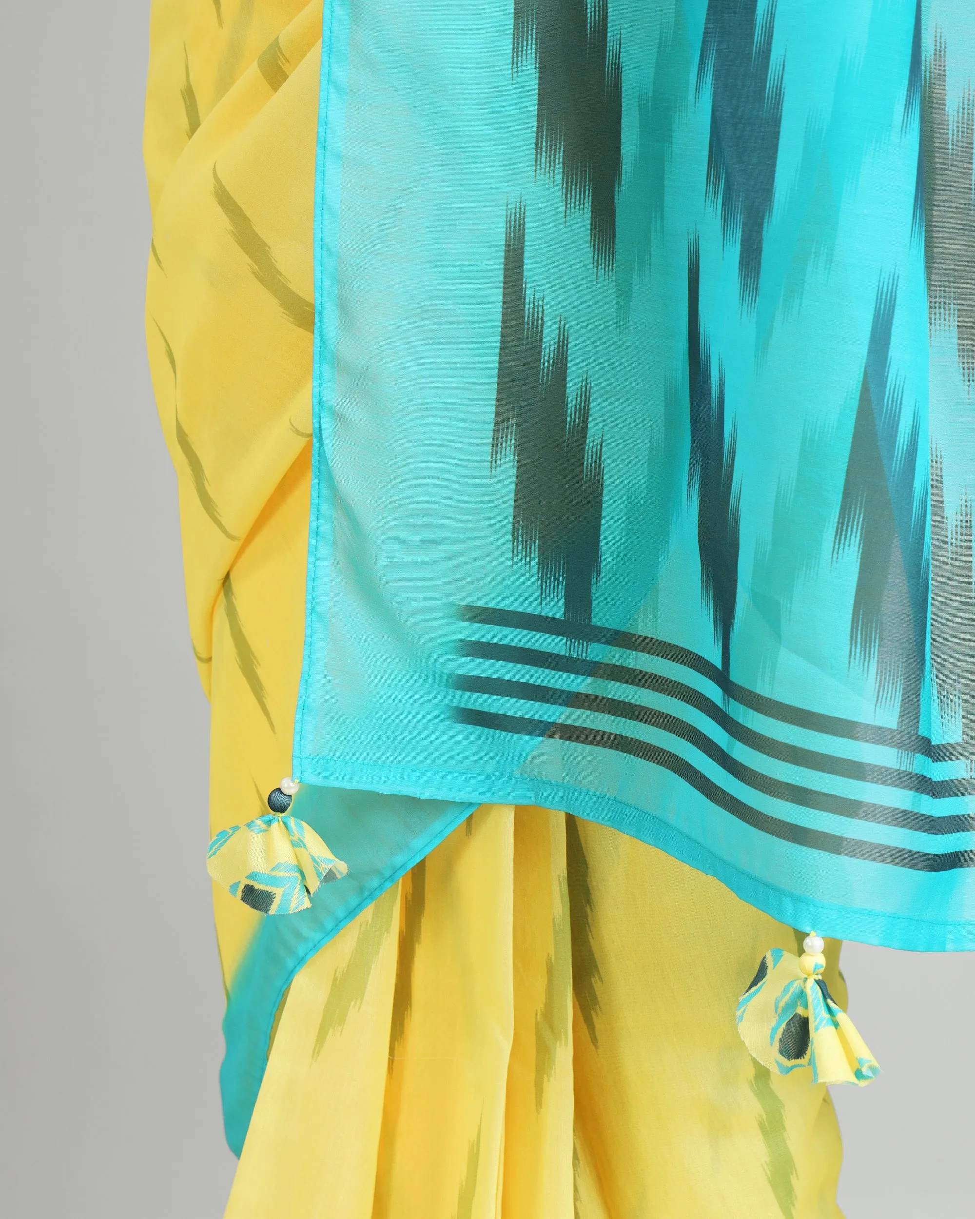 Dress to Impress, Made Easy: The Pre-Draped Ikat Print Saree