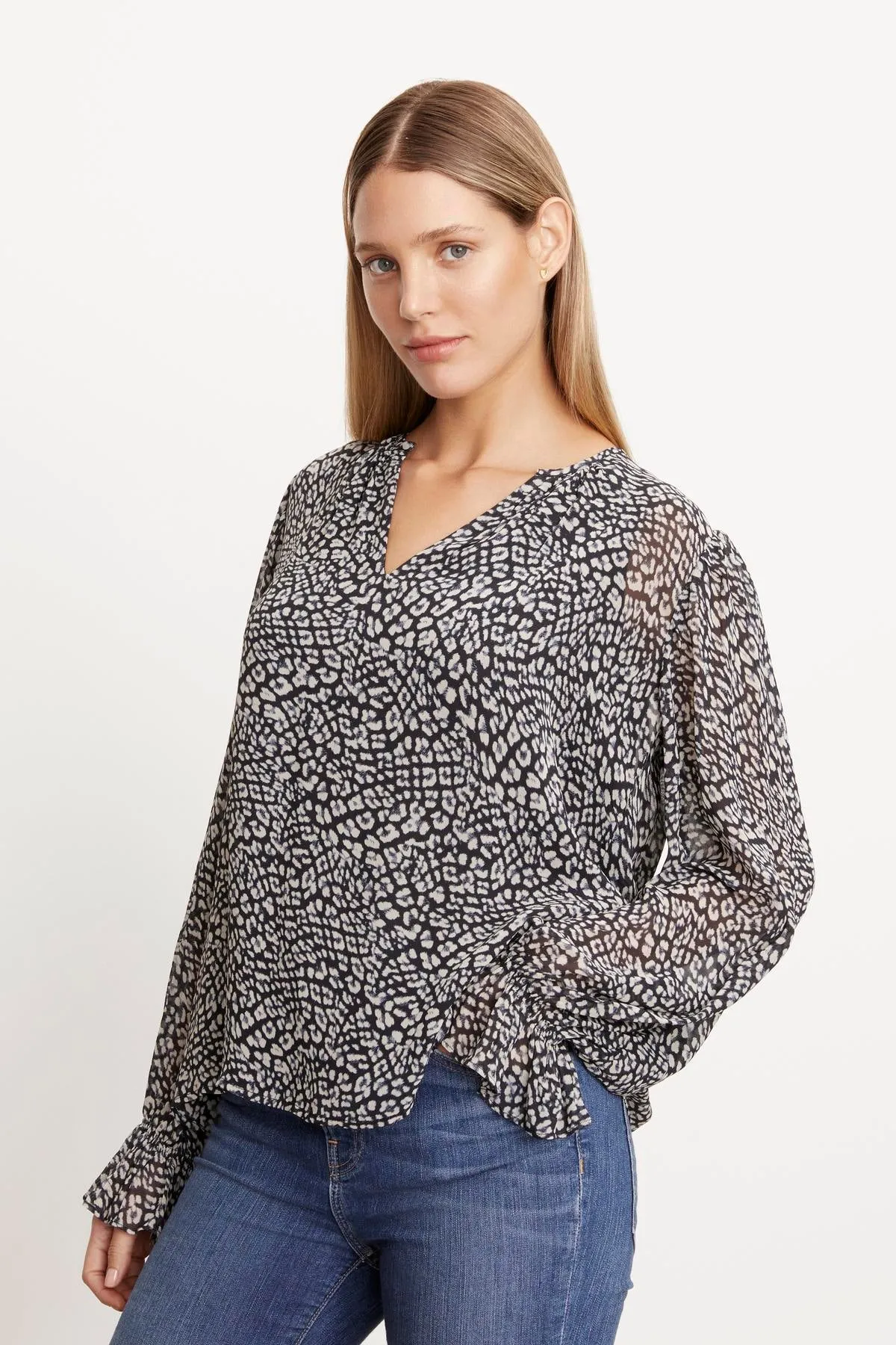 KATHY PRINTED V-NECK BLOUSE