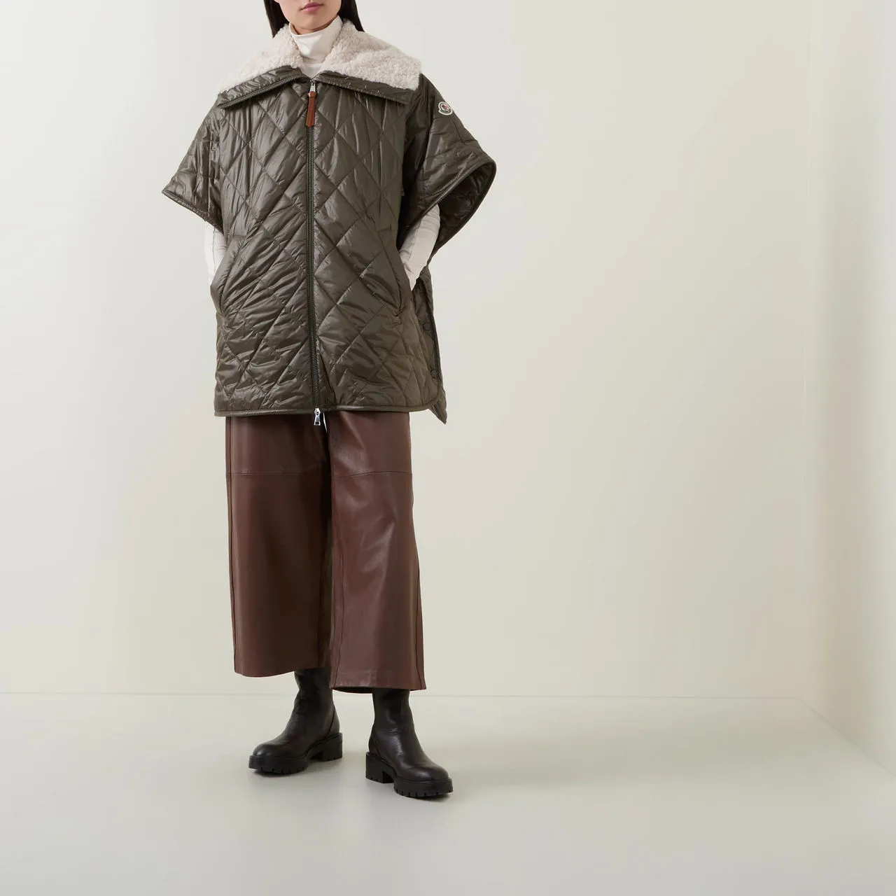 MONCLER Zip-Up Quilted Cape - OLIVE