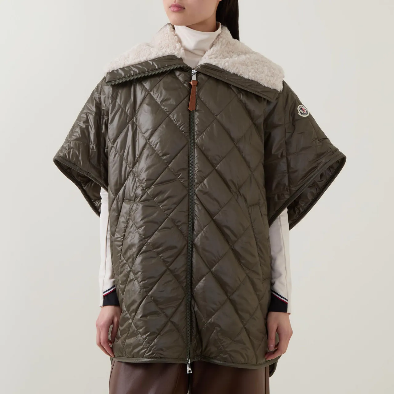 MONCLER Zip-Up Quilted Cape - OLIVE