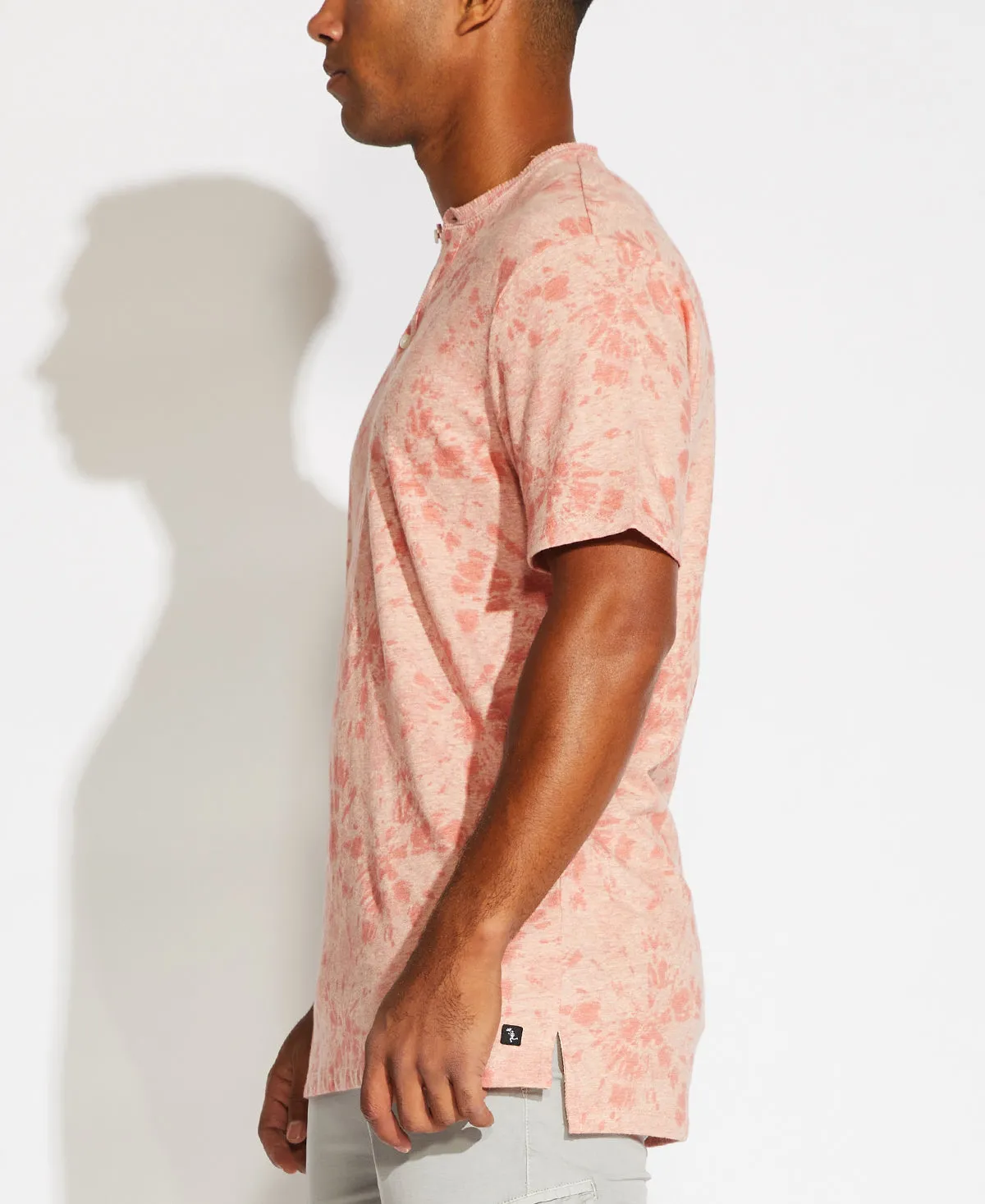 Palu Printed Henley T-Shirt (Heather Coral)