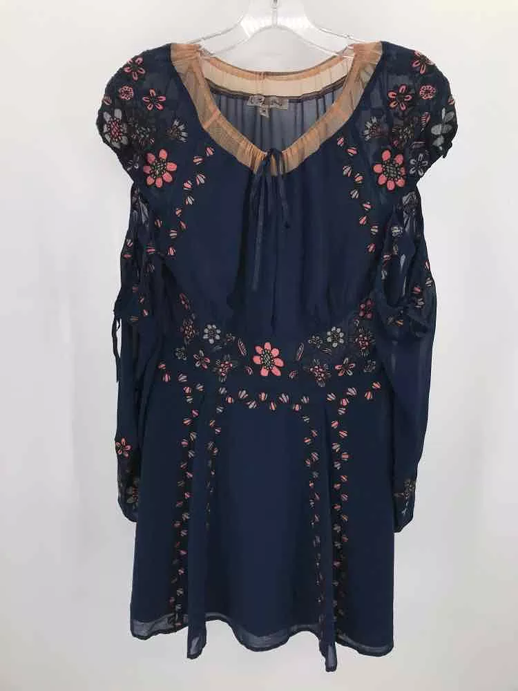 Pre-Owned For Love & Lemons Navy Size Medium Knee Length Long Sleeve Dress