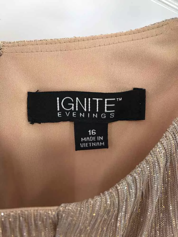 Pre-Owned Ignite Evenings Gold Size 16 Hi-Low Sleeveless Dress