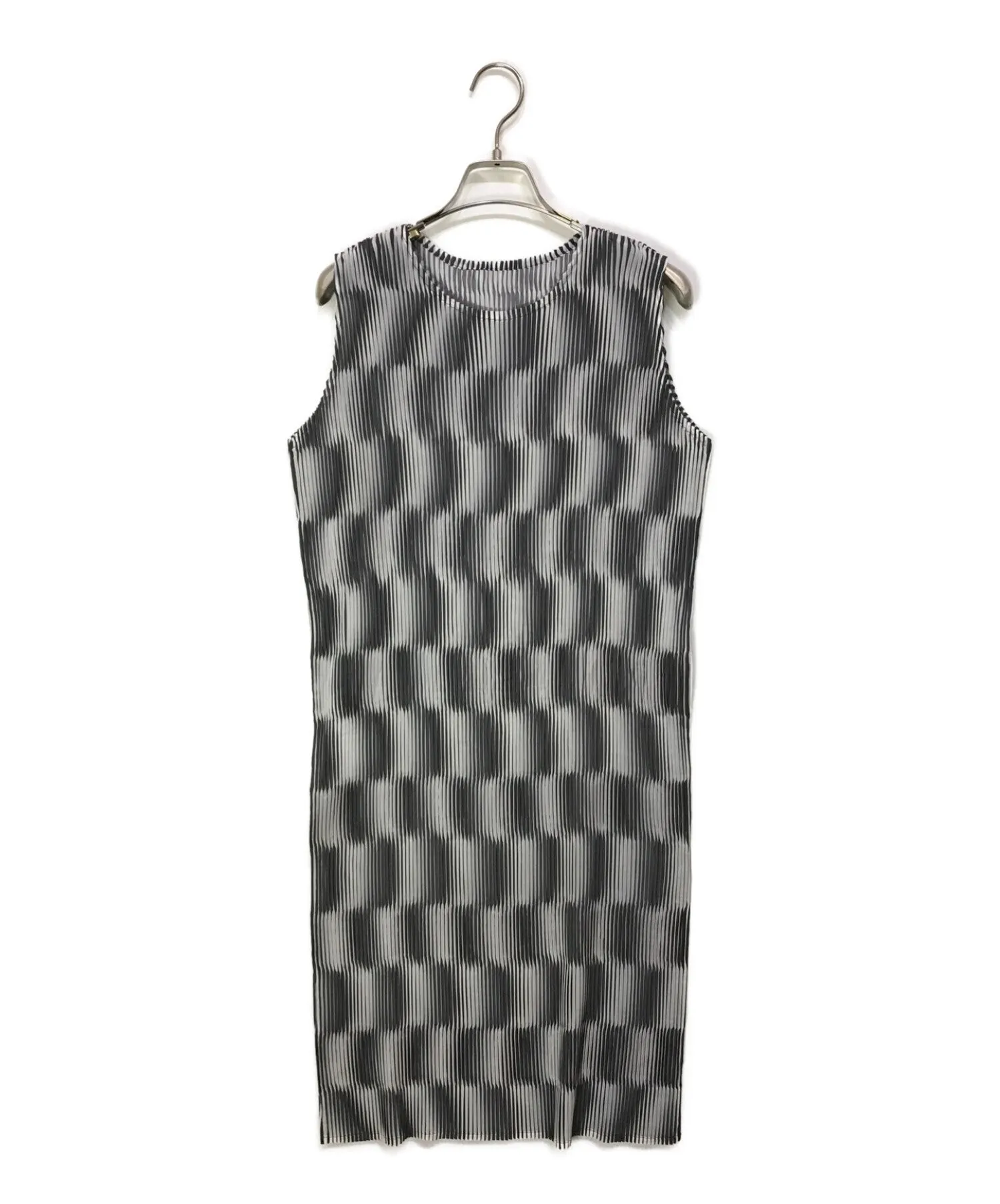 [Pre-owned] me ISSEY MIYAKE Sleeveless Pleated Dress M103FH402