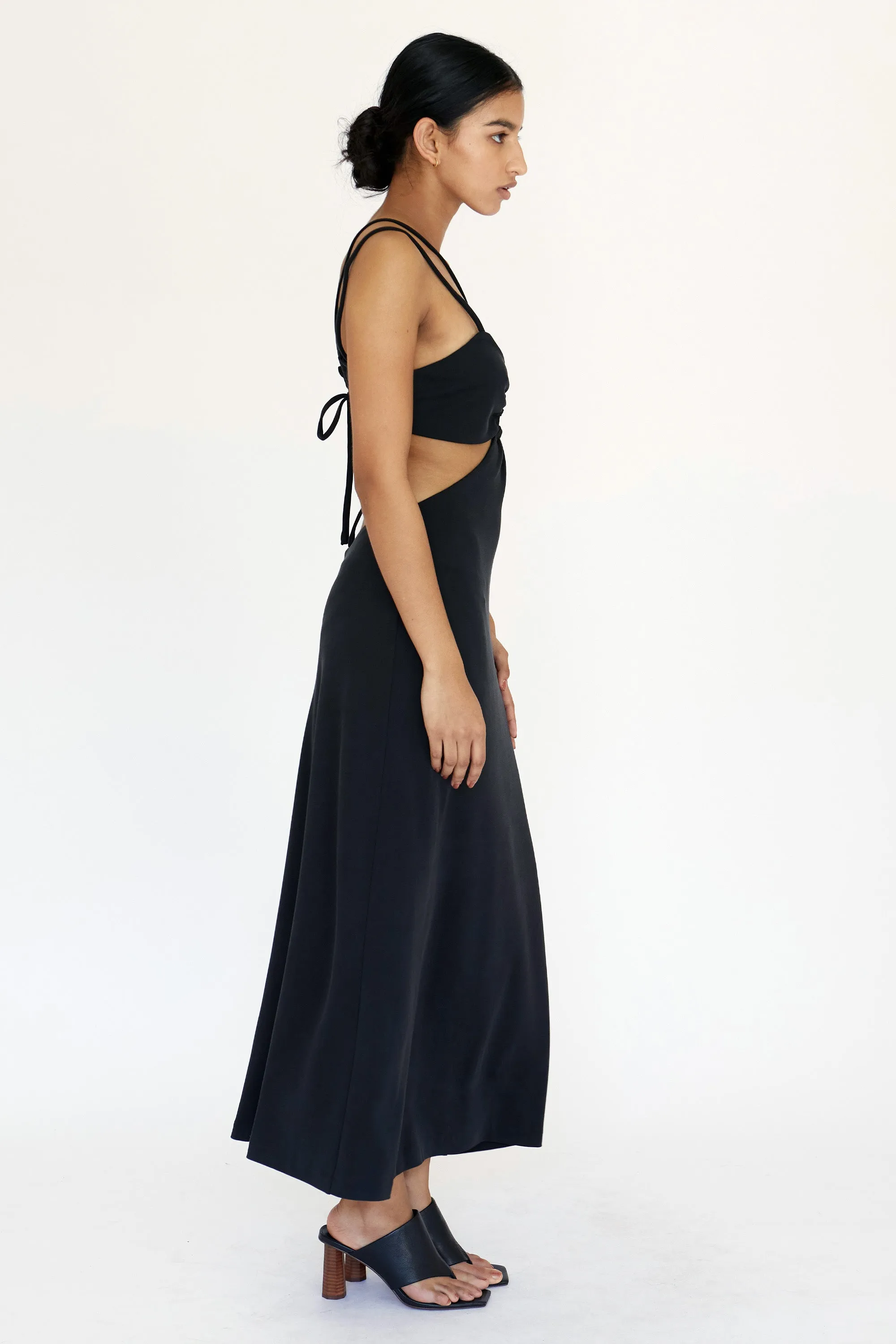 Third Form Double Crossed Midi Dress - Black