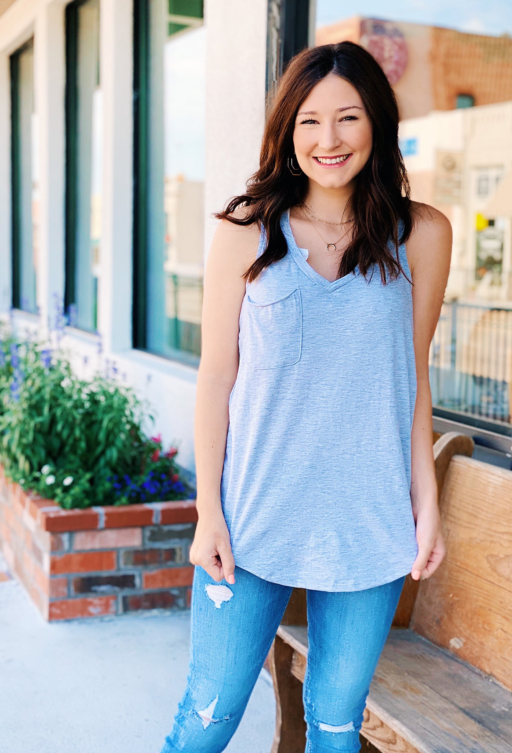 Z SUPPLY Pocket Racer Tank in Heather Gray